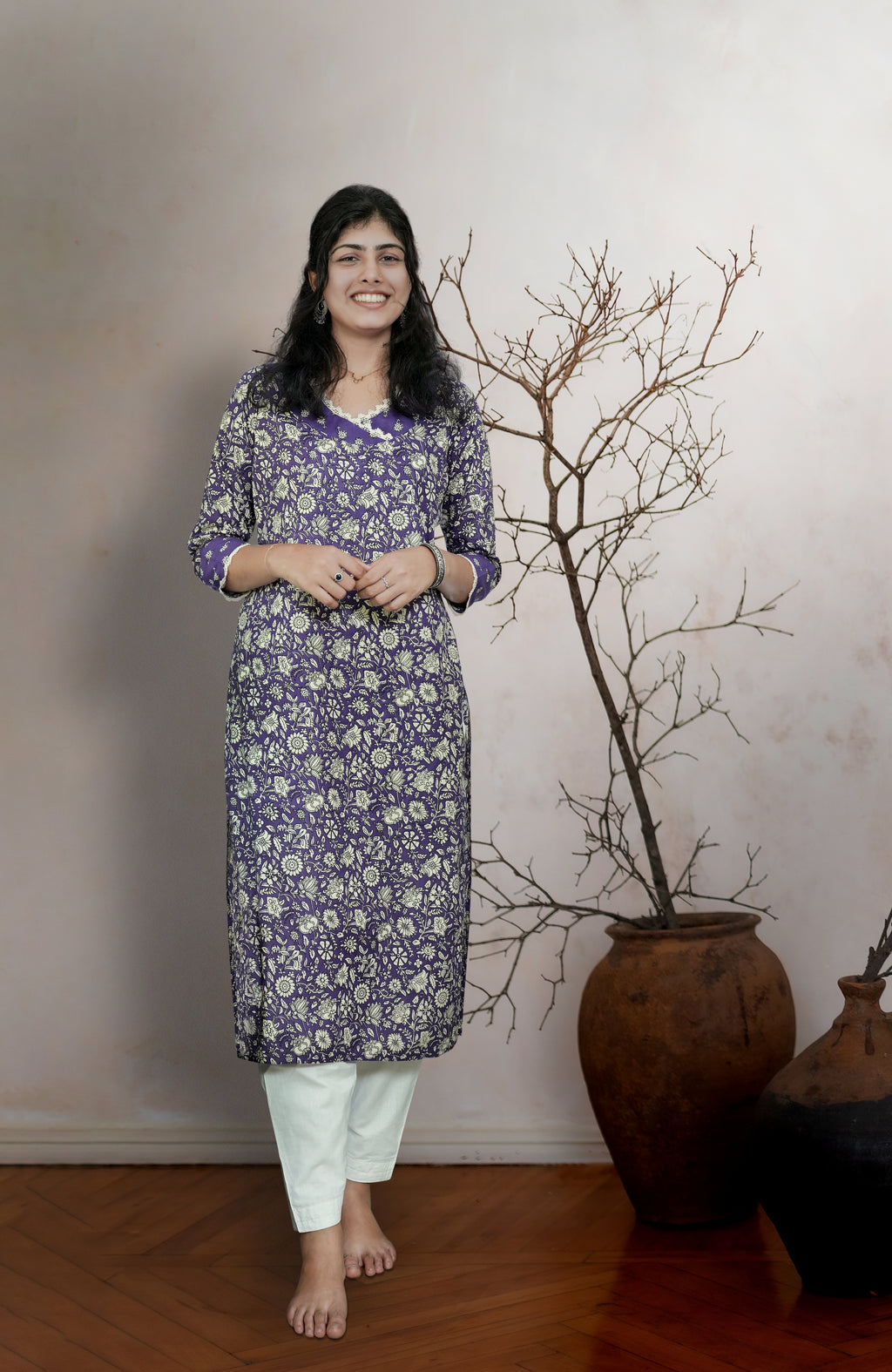 Suryakanthi Violet &White Printed Kurta
