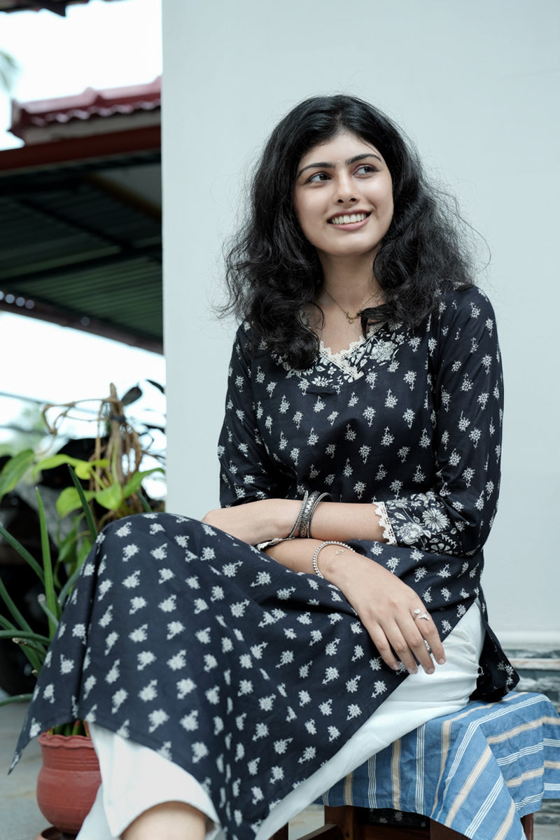 Suryakanthi Black Printed  Kurta.