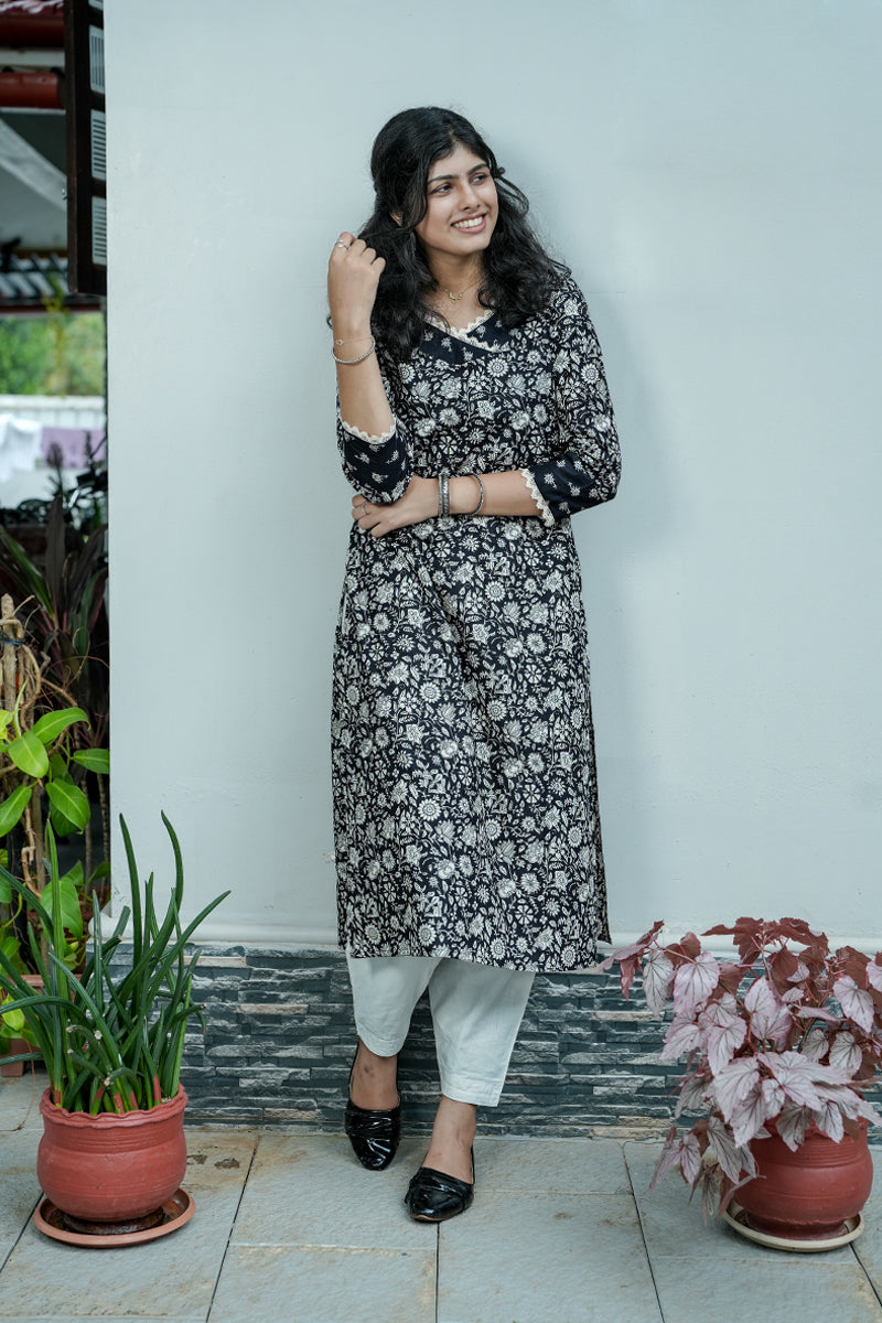 Suryakanthi Black & White printed kurta