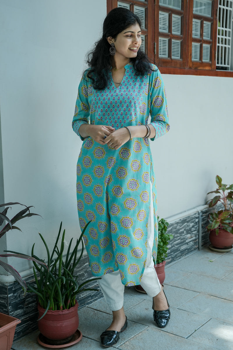 Gulshan Printed Cyan Kurta