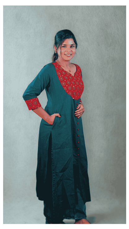 Canoline Orchid -  Pure Slub Cotton Kurta with Ajrakh Neck Design - Green Colour